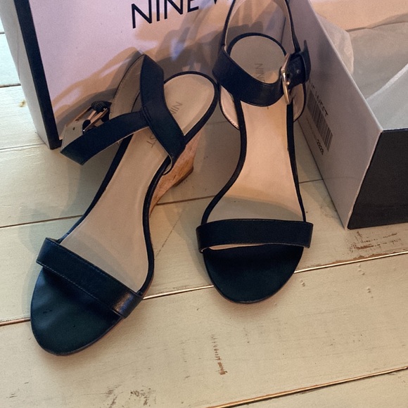 Nine West Black Sandals, Size 7 - Picture 2 of 7